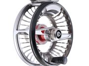 A top notch reel with a strong and smooth drag system. Perfect for applications in fresh and salt water.