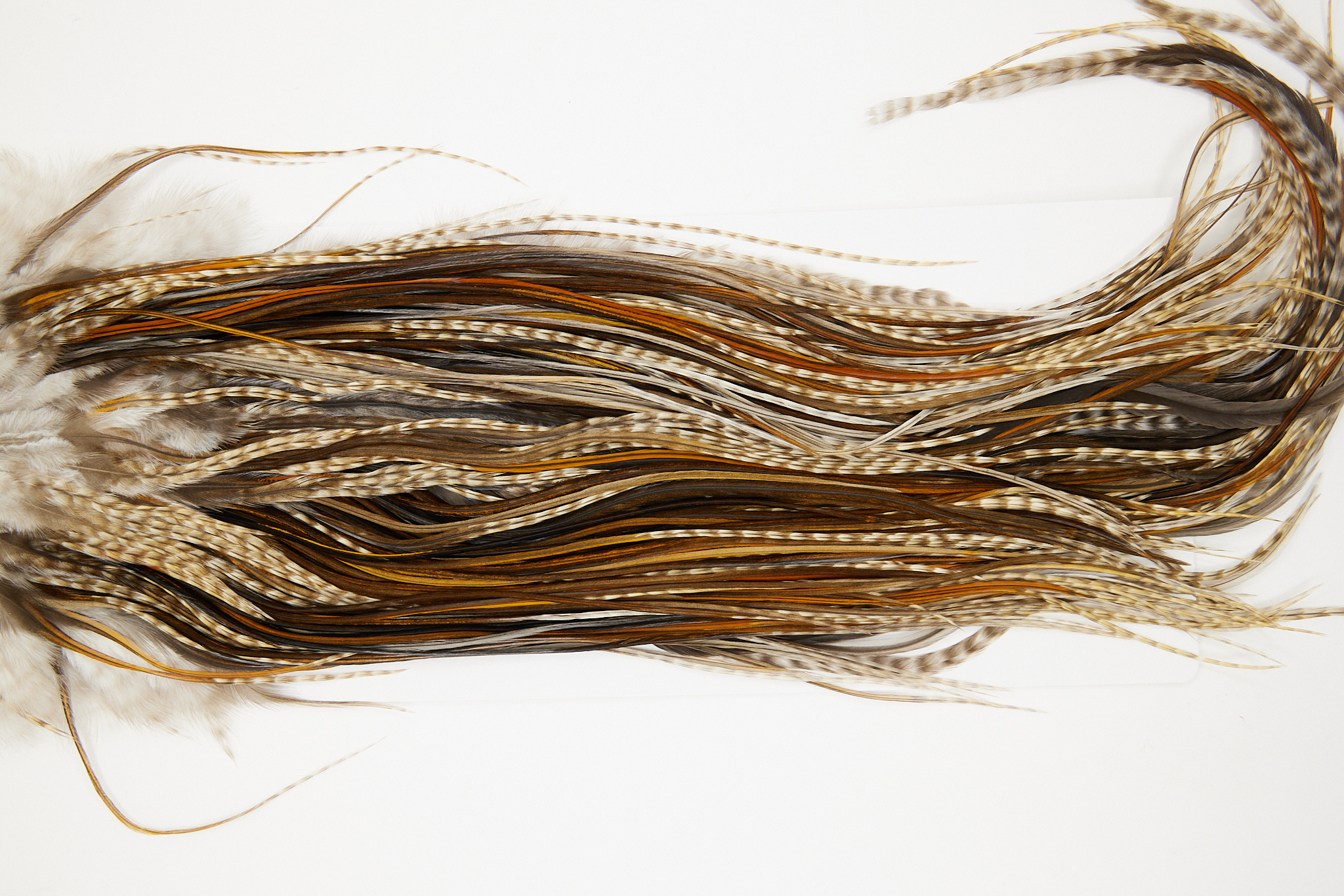 10875 Hebert Dry Fly Hackle Bronze Grade Rooster Saddle Dun Grizzly Ties Size 12-14