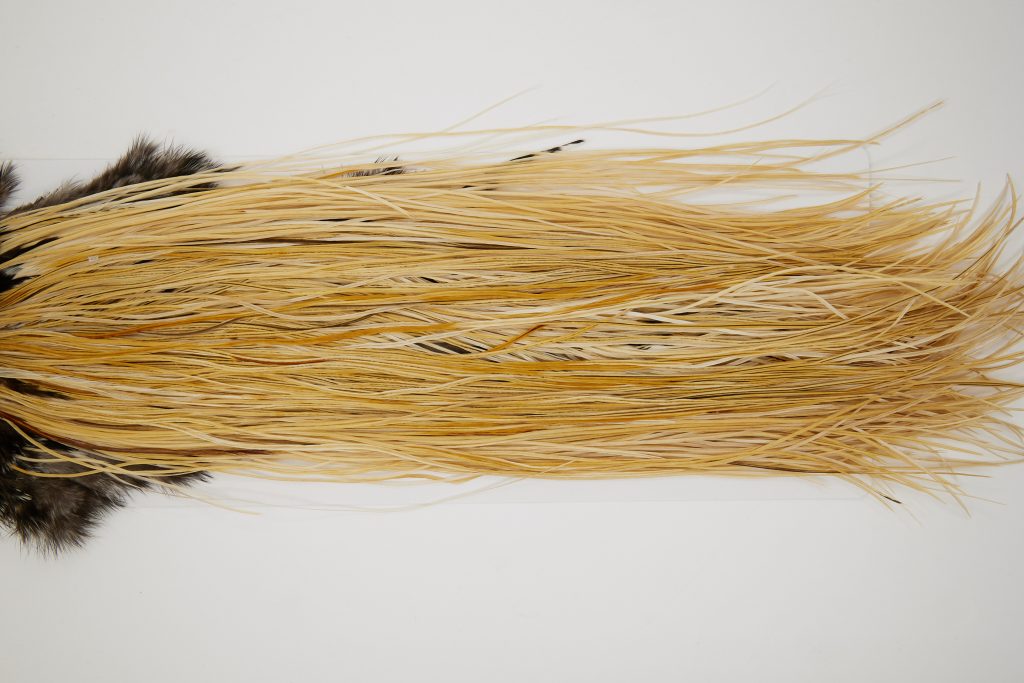 11194 Whiting Dry Fly Hackle Silver Grade Rooster Saddle Light Ginger Ties Size 14-22