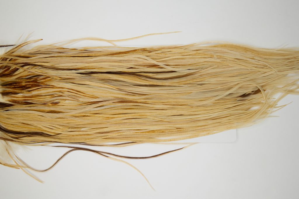 11943 Hebert Dry Fly Hackle Gold Grade Rooster Saddle Light Ginger Ties Size 14-16