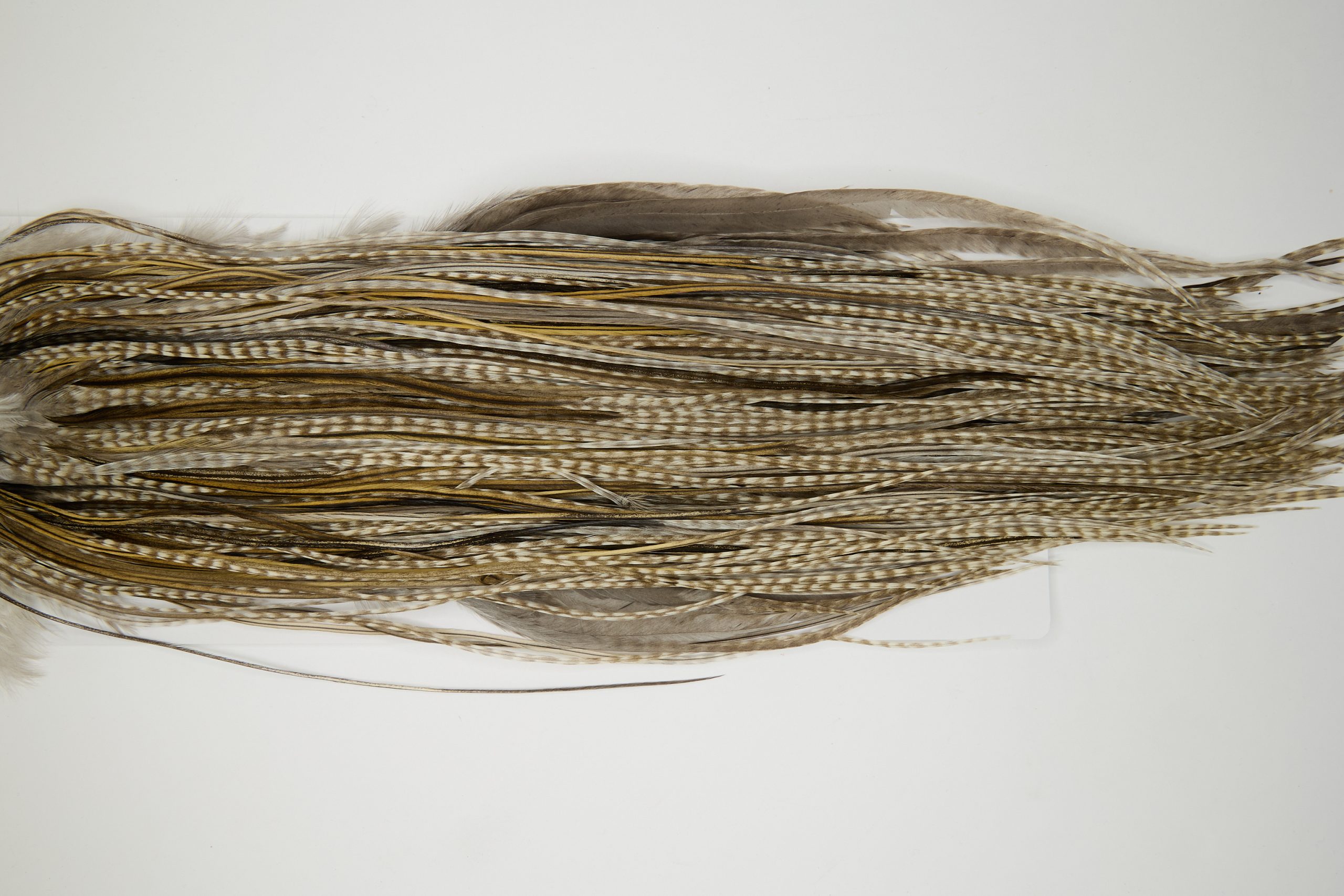 11947 Hebert Dry Fly Hackle Gold Grade Rooster Saddle Dun Grizzly Ties Size 12-14