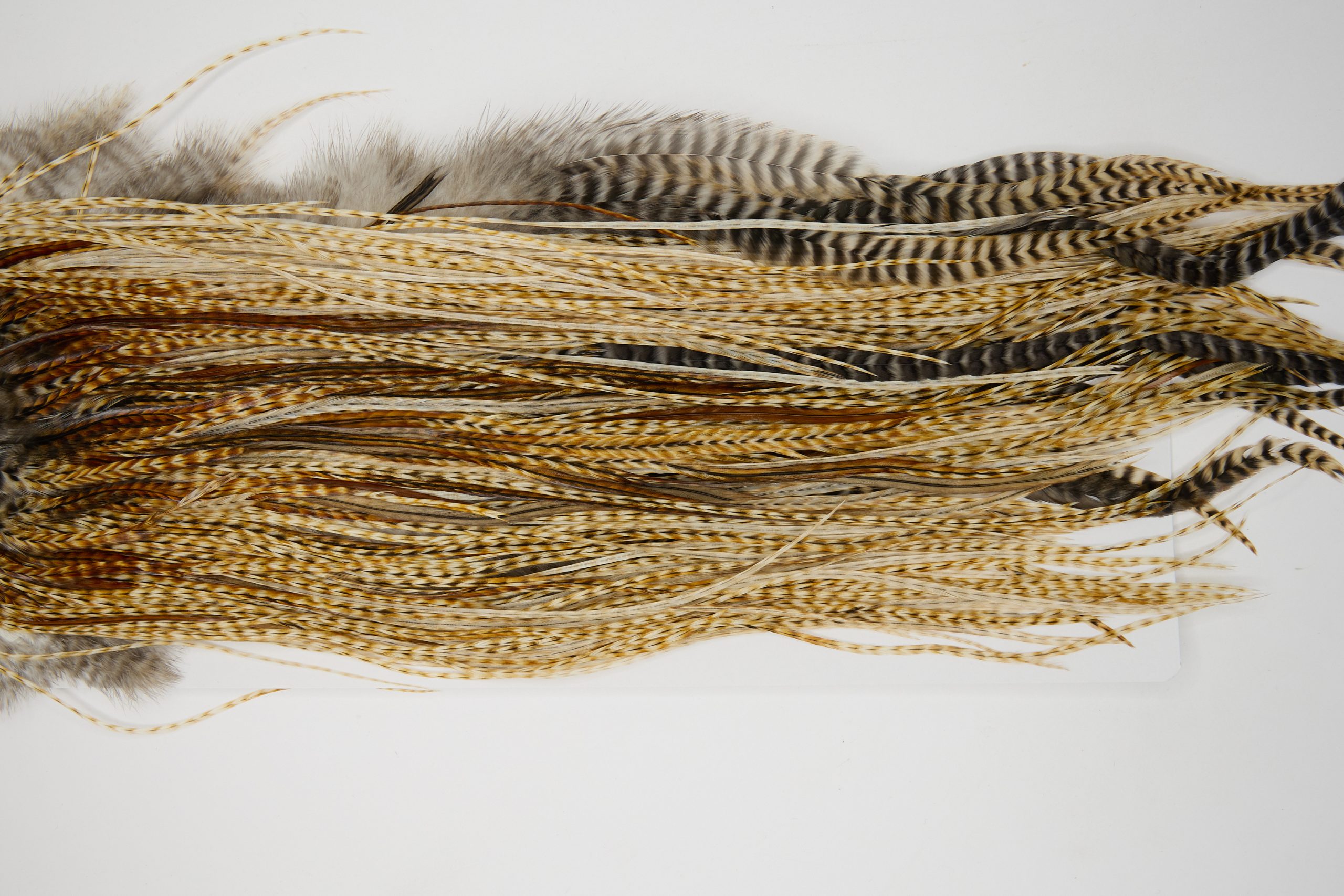 12104 Hebert Dry Fly Hackle Pro Grade Rooster Saddle Medium Barred Ginger Ties Size 12-16